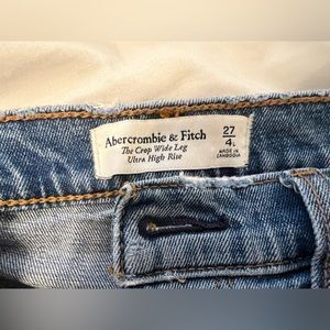 Cropped flare Abercrombie jeans